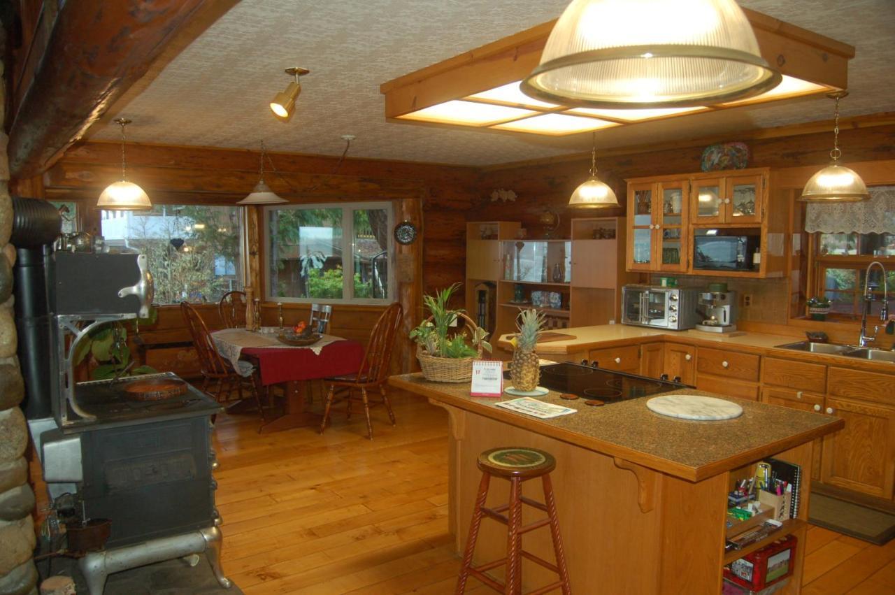Union Bay Log Home Zewnętrze zdjęcie